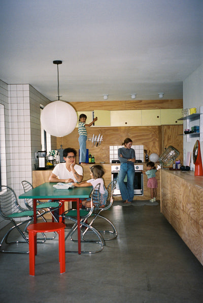 CREATIVE COMMUNITY #5: DISCOVER BETHANY BRILL'S COLOURFUL WORLD